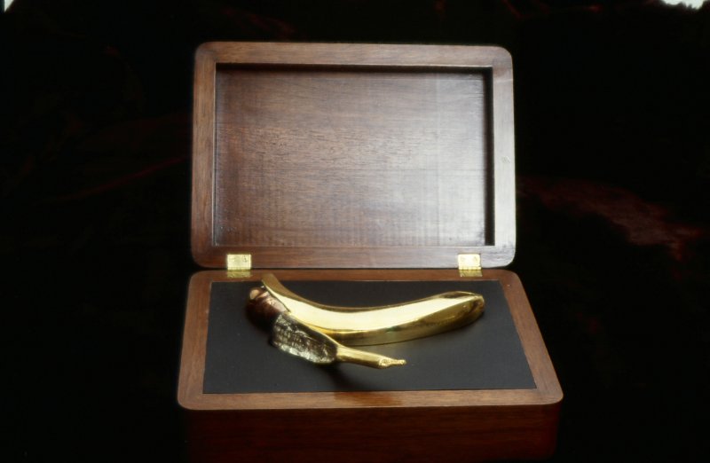 gold-banana-1