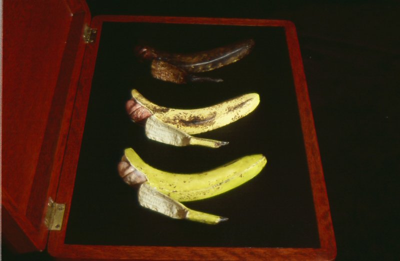 three-bananas